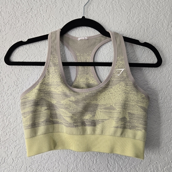 Gymshark XS Adapt Ombre Seamless Sports Bra and Biker Short Set - Picture 4 of 5